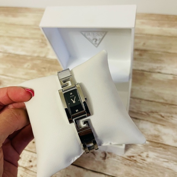 Guess Women’s Watch - Picture 2 of 9